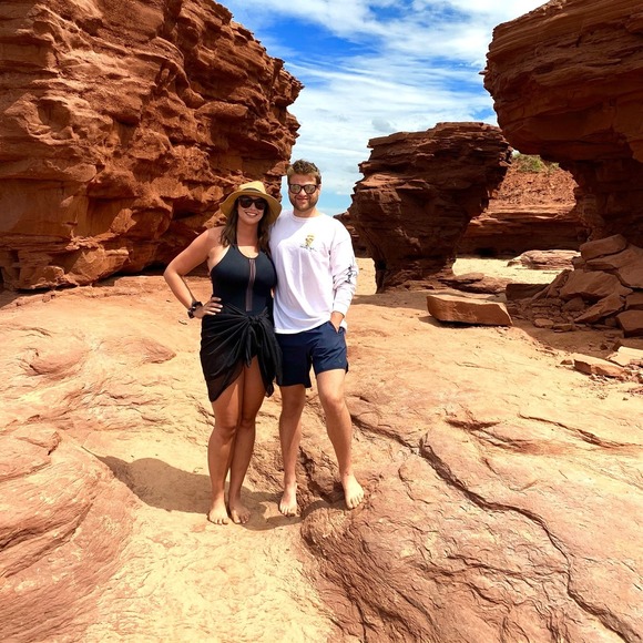 Meet your Posher, Danielle - Picture 1 of 1